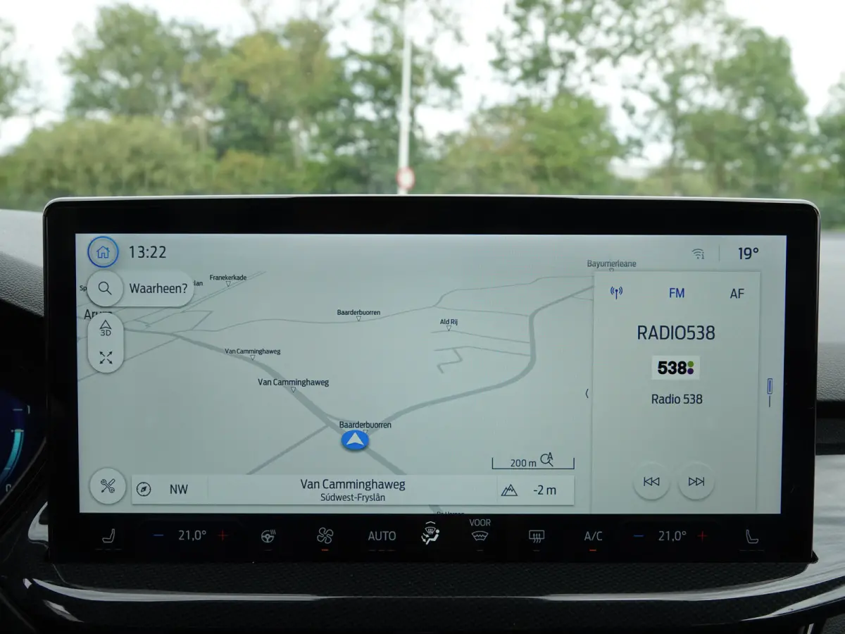 1.0 EcoBoost Hybrid 125PK ST Line X WINTER PACK | CAMERA | NAVI | CRUISE
