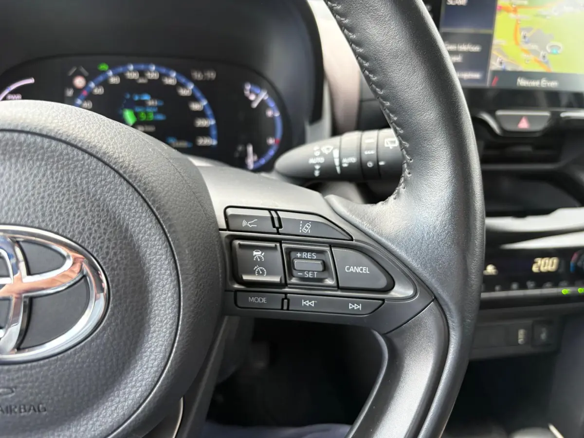 1.5 Hybrid Executive Navigatie/Camera/Elektr.-klep/Stoelverwarming