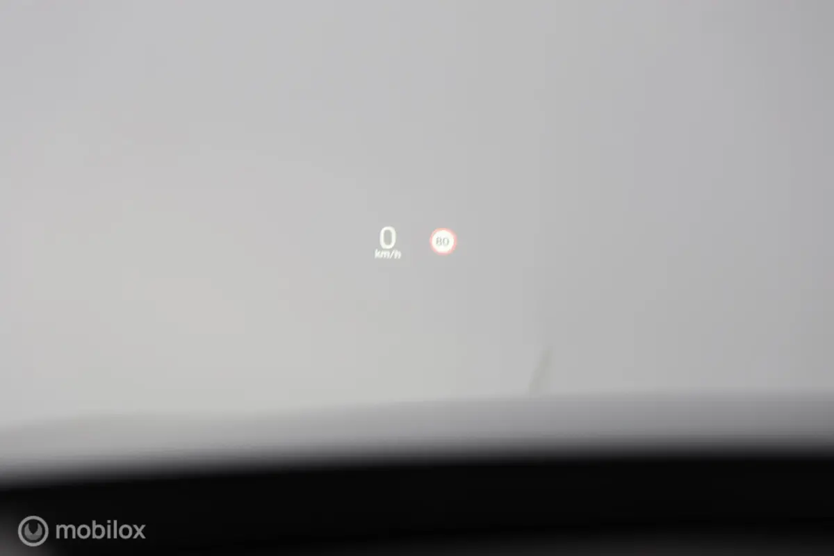 2.0 T6 Recharge AWD R-Design - Pano - B&W audio - Semi-elektrische trekhaak