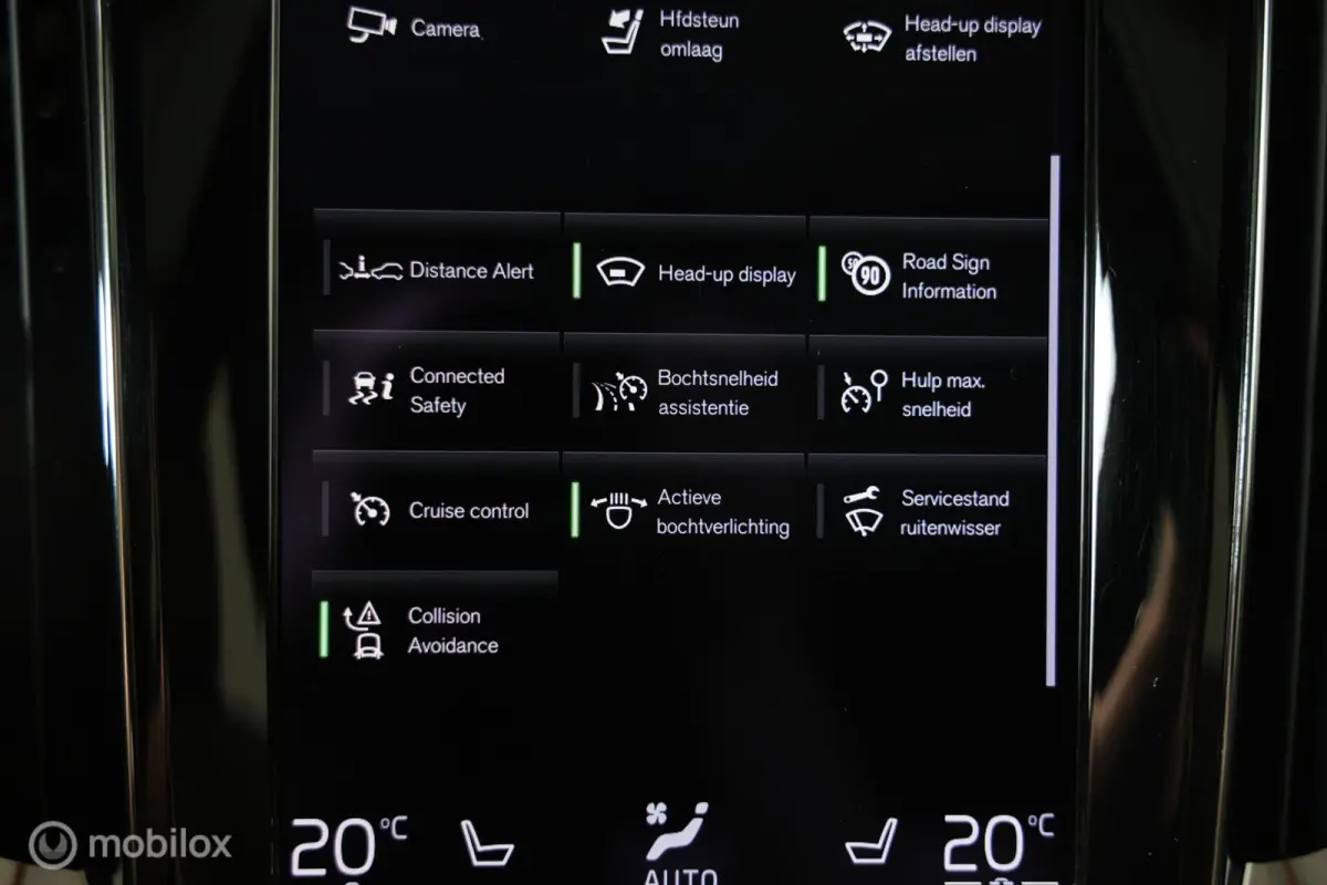 2.0 T6 Recharge AWD R-Design - Pano - B&W audio - Semi-elektrische trekhaak