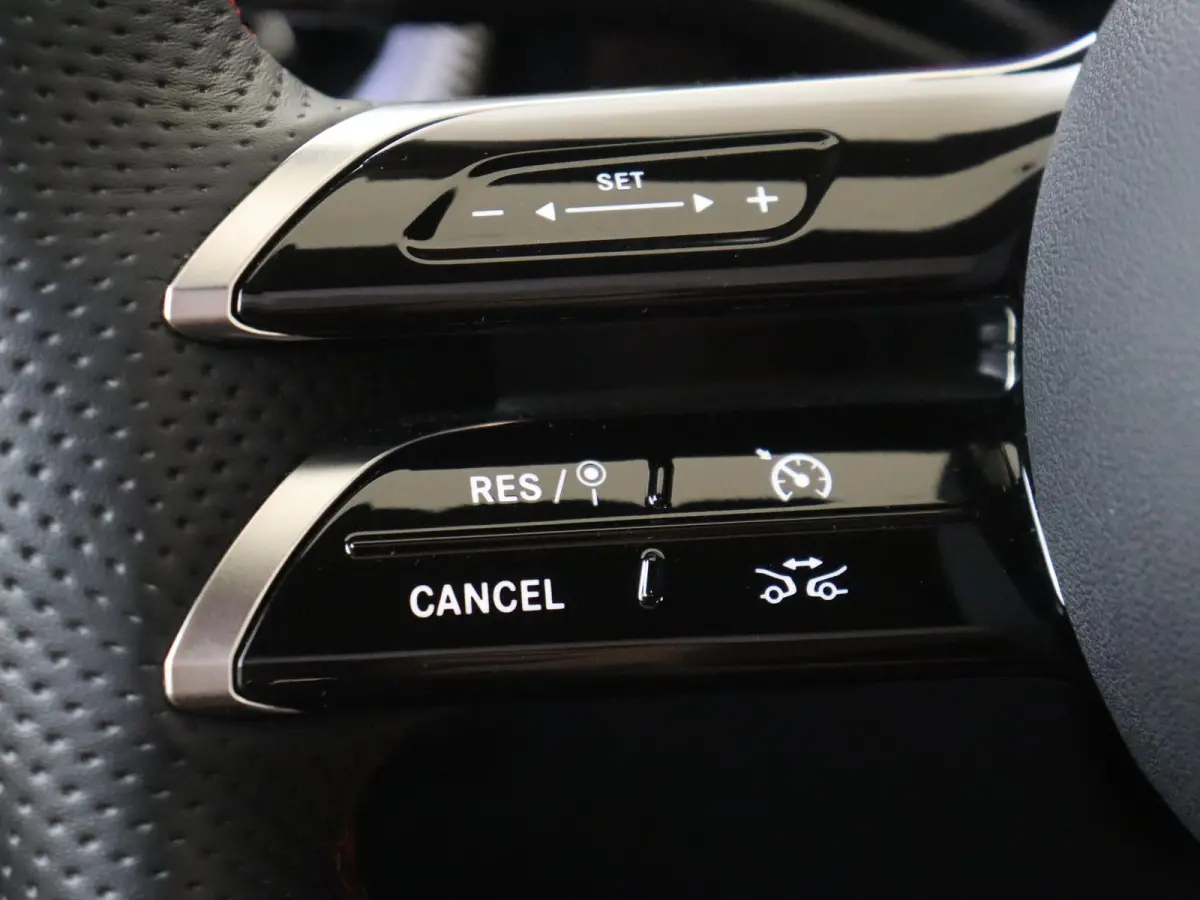 250+ Launch Edition 85.5 kWh AMG Line /Winterpakket /Night-pakket /Distronic /Memory
