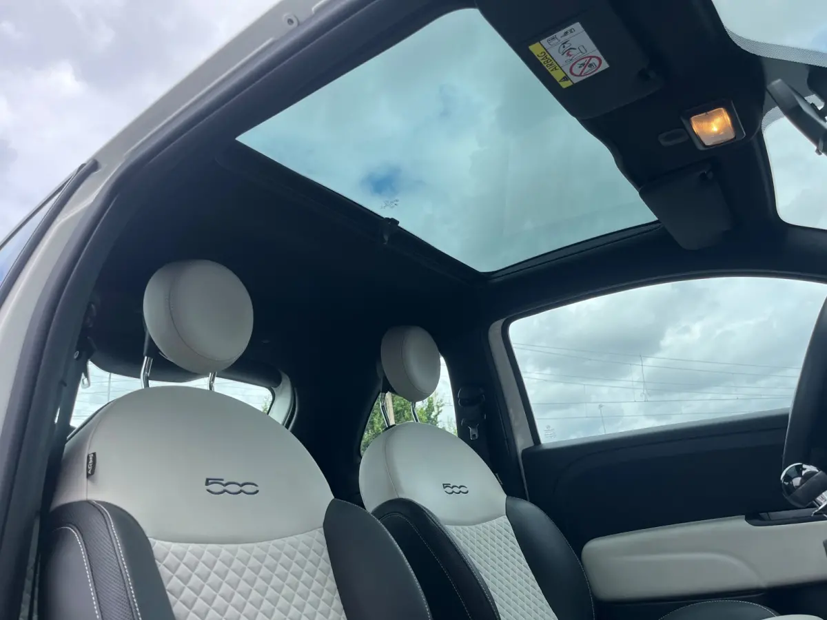 1.0 Hybrid Dolcevita NL.Auto/Panoramadak/Leder/Cruise/Carplay/Led/1Ste Eigenaar/Dealer Onderhouden