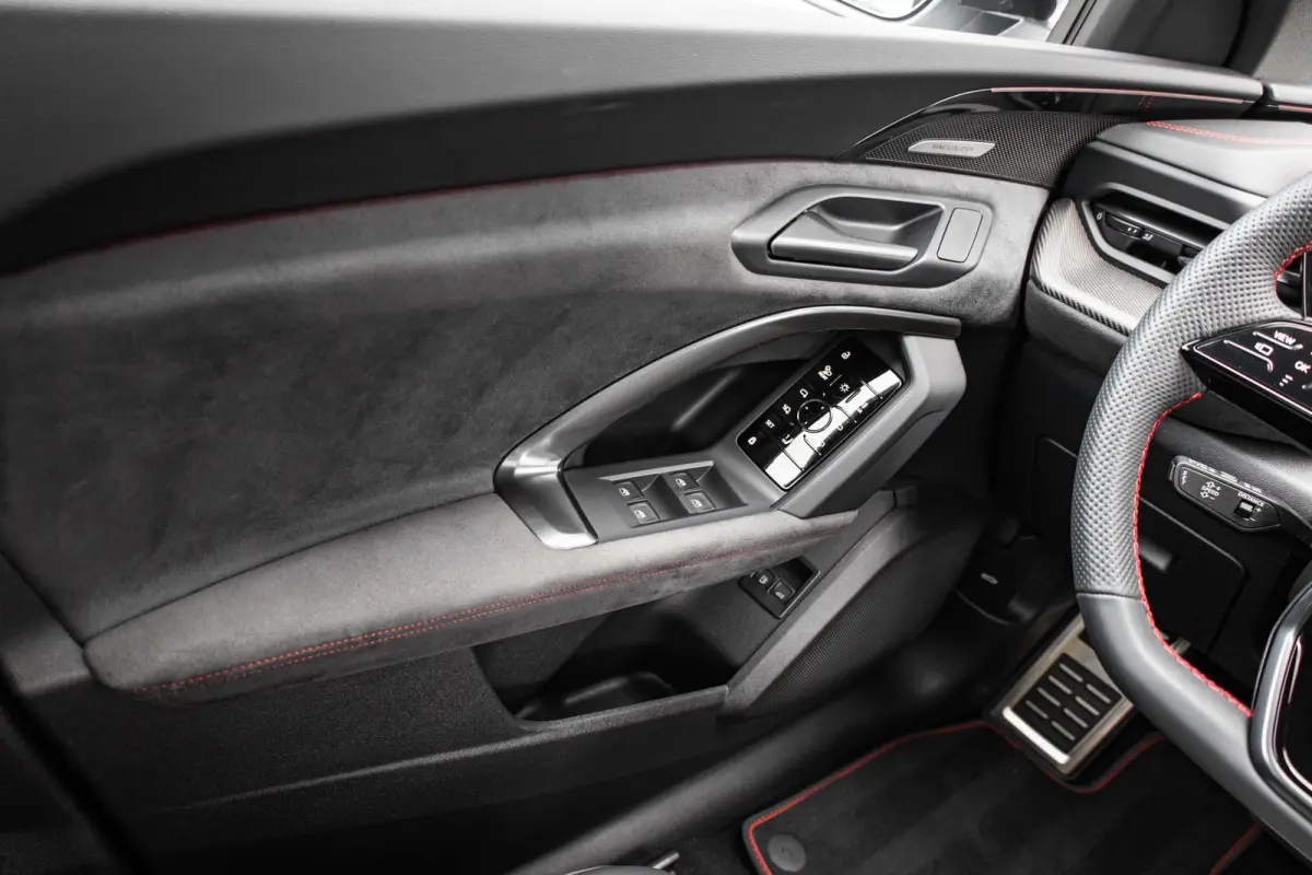 2.0 e-hybrid 367pk quattro S edition Competition | Panoramadak | B&O | 22" Velgen | Head-up | ACC | Tech Pro Pakket | 360 Camera