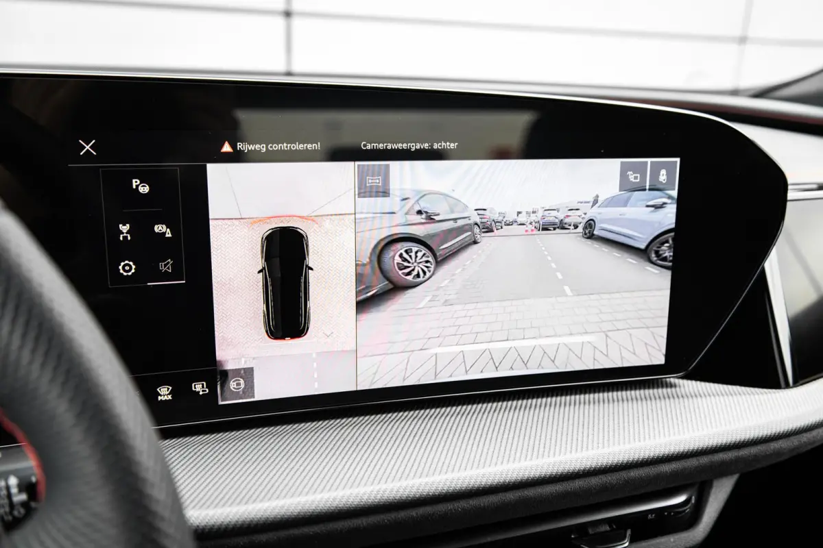 2.0 e-hybrid 367pk quattro S edition Competition | Panoramadak | B&O | 22" Velgen | Head-up | ACC | Tech Pro Pakket | 360 Camera