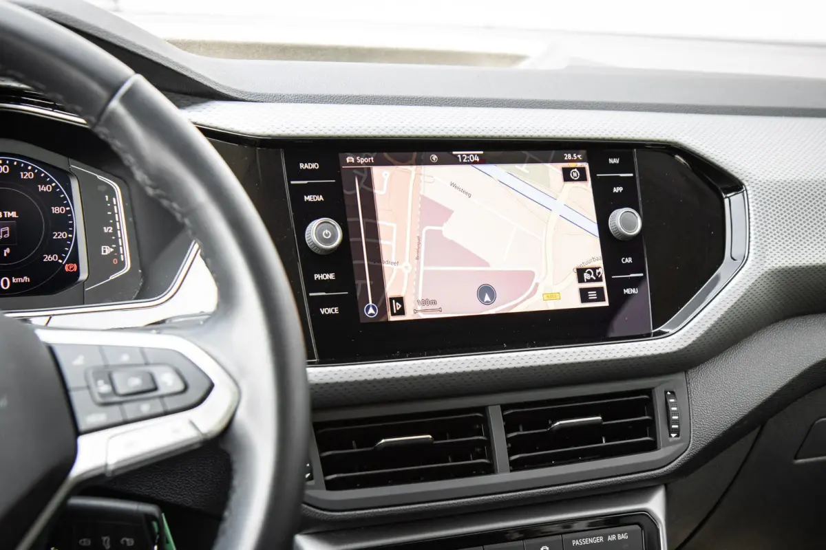 1.0 TSI 110pk DSG R-Line | 18" Velgen | Cruise Control Adaptief | Stoelverwarming