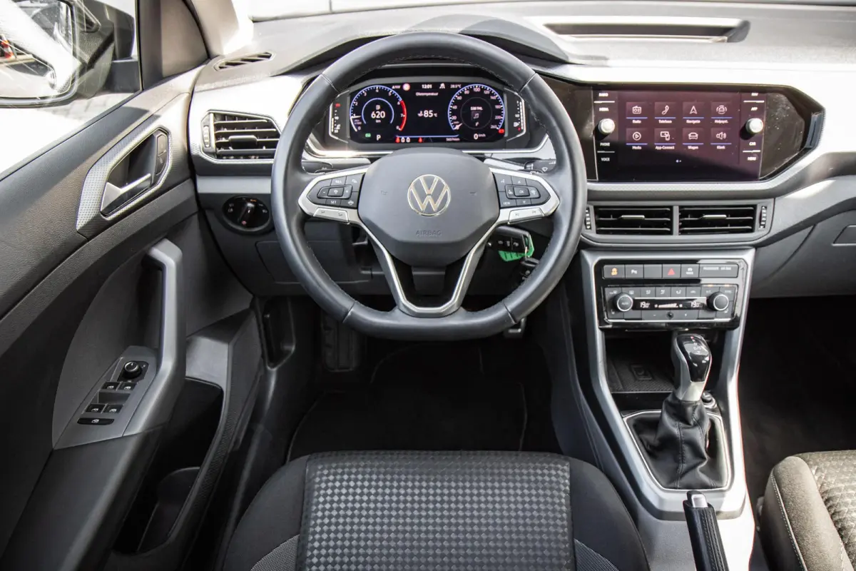 1.0 TSI 110pk DSG R-Line | 18" Velgen | Cruise Control Adaptief | Stoelverwarming