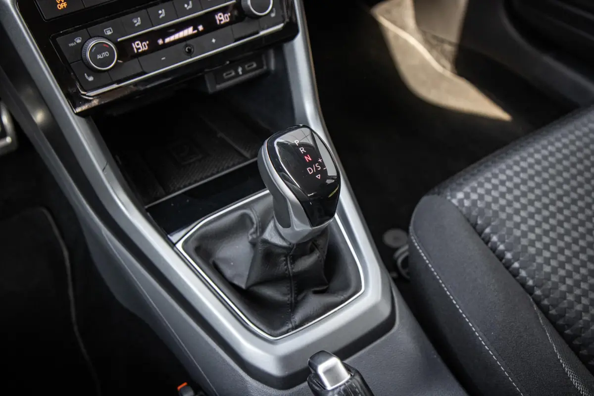 1.0 TSI 110pk DSG R-Line | 18" Velgen | Cruise Control Adaptief | Stoelverwarming