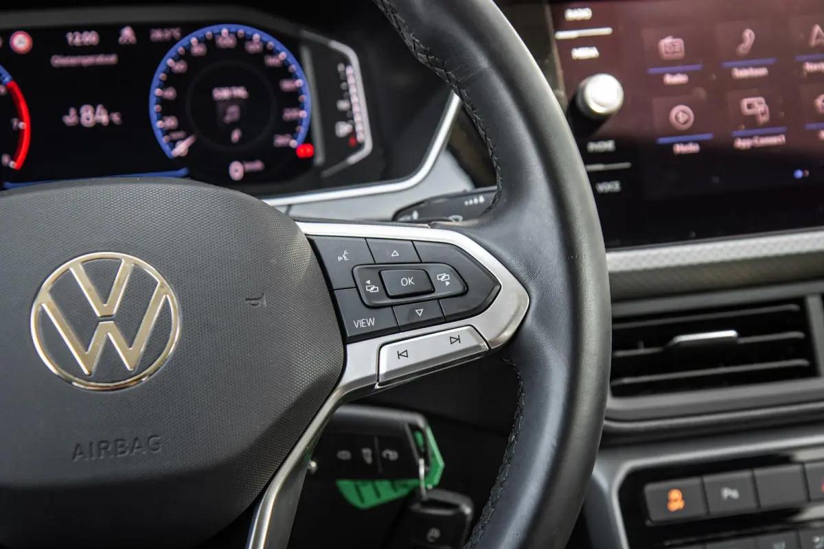 1.0 TSI 110pk DSG R-Line | 18" Velgen | Cruise Control Adaptief | Stoelverwarming
