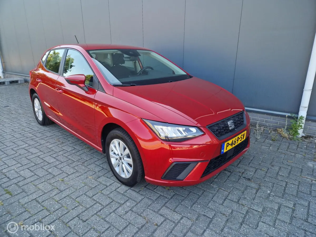 1.0 EcoTSI Style Business Intense