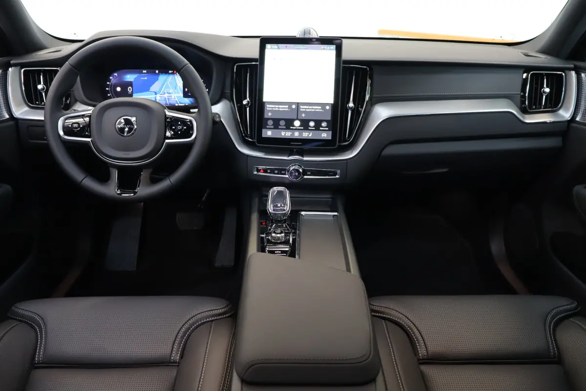 T8 406PK Ultra Executive Edition Dark | Executive | Luchtvering | B&W | 22" | Massage | HUD