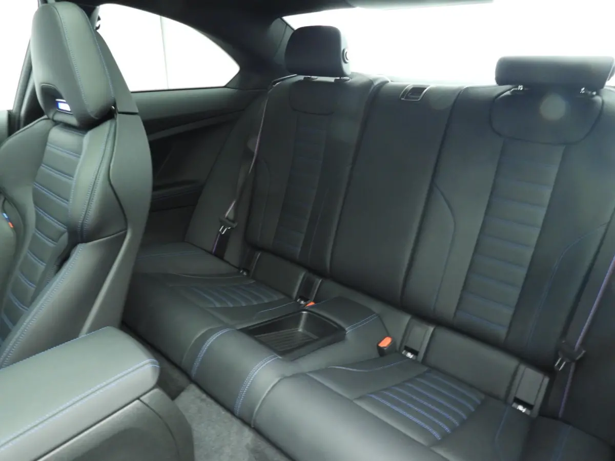 M2 | Handgeschakeld !! | LED | Leder | HUD | Schuifdak | Elektr. zetels | Keyles go | DAB | Harman-kardon sound | Alu 19 / 20 inch