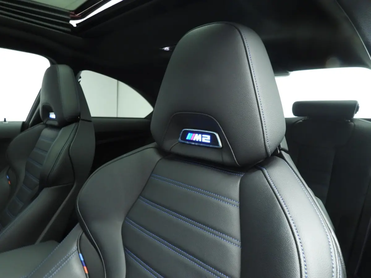 M2 | Handgeschakeld !! | LED | Leder | HUD | Schuifdak | Elektr. zetels | Keyles go | DAB | Harman-kardon sound | Alu 19 / 20 inch