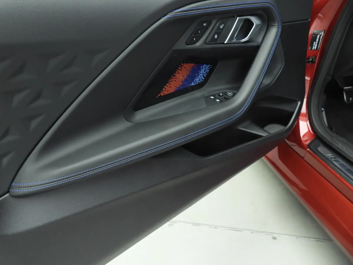 M2 | Handgeschakeld !! | LED | Leder | HUD | Schuifdak | Elektr. zetels | Keyles go | DAB | Harman-kardon sound | Alu 19 / 20 inch