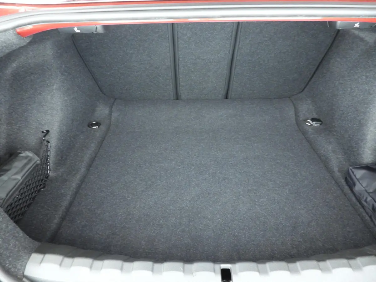 M2 | Handgeschakeld !! | LED | Leder | HUD | Schuifdak | Elektr. zetels | Keyles go | DAB | Harman-kardon sound | Alu 19 / 20 inch