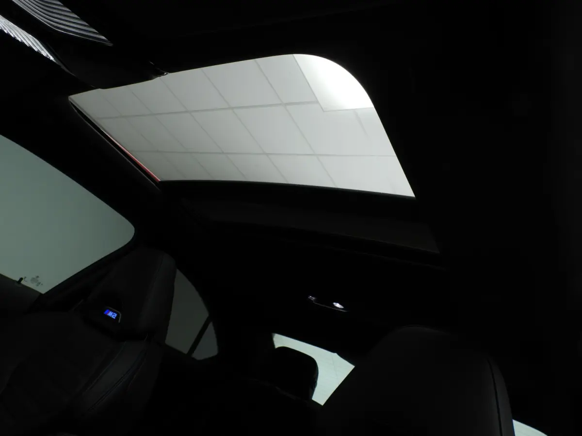 M2 | Handgeschakeld !! | LED | Leder | HUD | Schuifdak | Elektr. zetels | Keyles go | DAB | Harman-kardon sound | Alu 19 / 20 inch