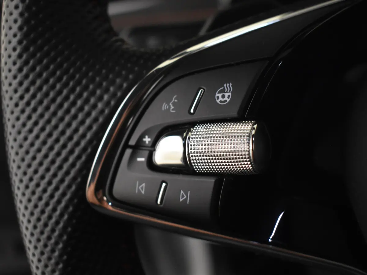 1.4 TSI RS iV PHEV Business 245PK DSG/AUTO | Elektr. Stoel incl MEmory l Head-up display | Camera | Stoel/stuurverwarming | App connect | Cruise control Adapt | Dodehoek detectie |  Keyless 