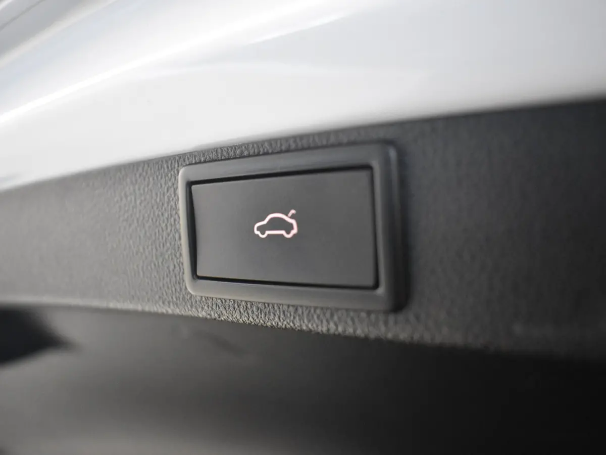 1.4 TSI RS iV PHEV Business 245PK DSG/AUTO | Elektr. Stoel incl MEmory l Head-up display | Camera | Stoel/stuurverwarming | App connect | Cruise control Adapt | Dodehoek detectie |  Keyless 