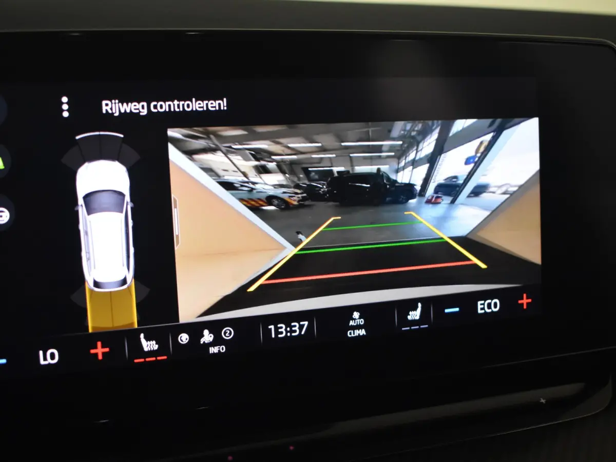 1.4 TSI RS iV PHEV Business 245PK DSG/AUTO | Elektr. Stoel incl MEmory l Head-up display | Camera | Stoel/stuurverwarming | App connect | Cruise control Adapt | Dodehoek detectie |  Keyless 