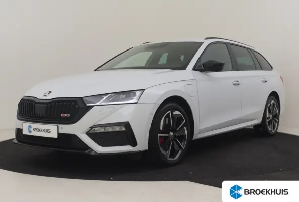 1.4 TSI RS iV PHEV Business 245PK DSG/AUTO | Elektr. Stoel incl MEmory l Head-up display | Camera | Stoel/stuurverwarming | App connect | Cruise control Adapt | Dodehoek detectie |  Keyless 