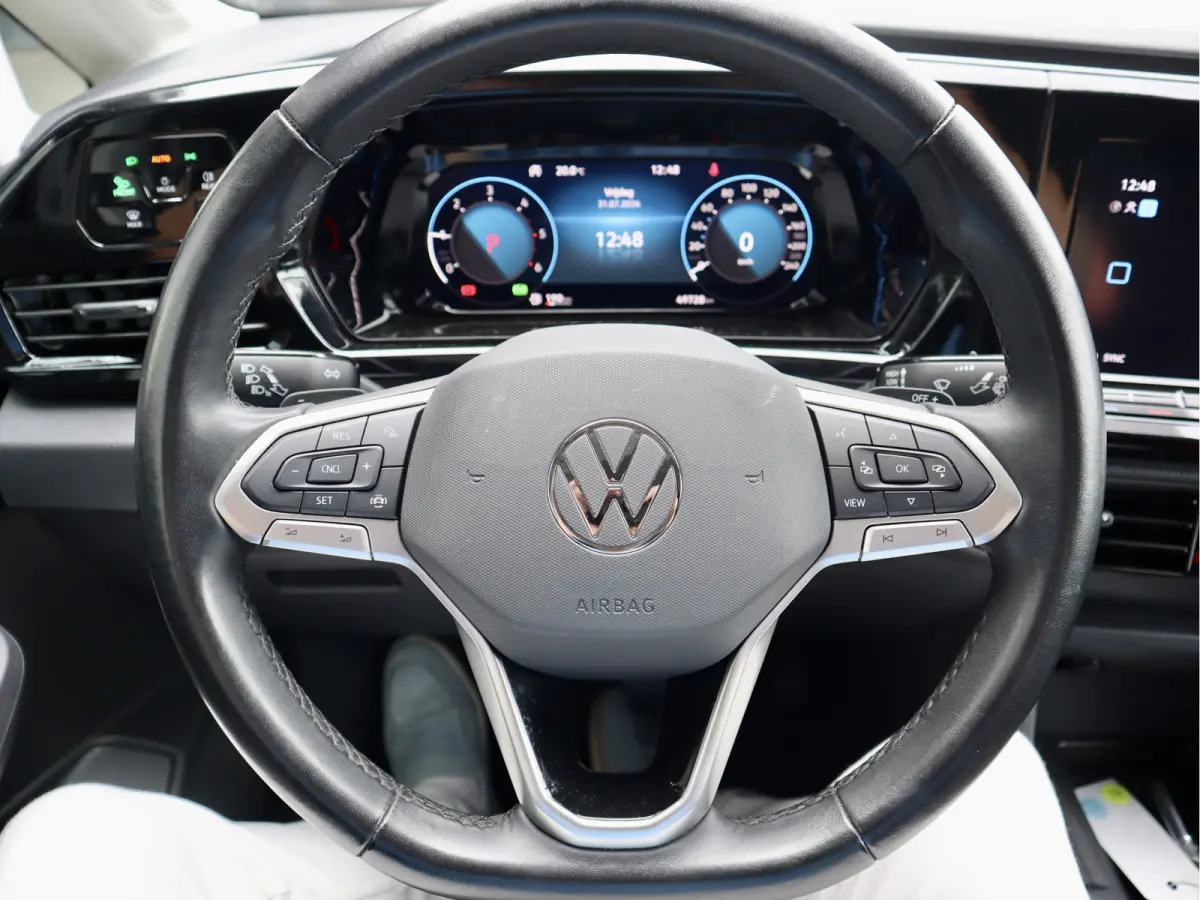 2.0 TDI 120PK DSG BLACK EDITION
