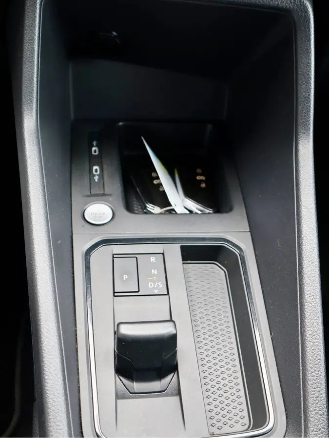 2.0 TDI 120PK DSG BLACK EDITION