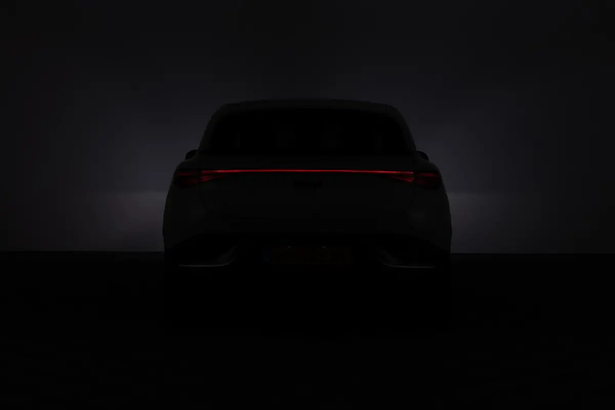 66kWh Premium | PANORAMA | BEATS | LEDER | *SOH 97,8% | Ceramic cream !
