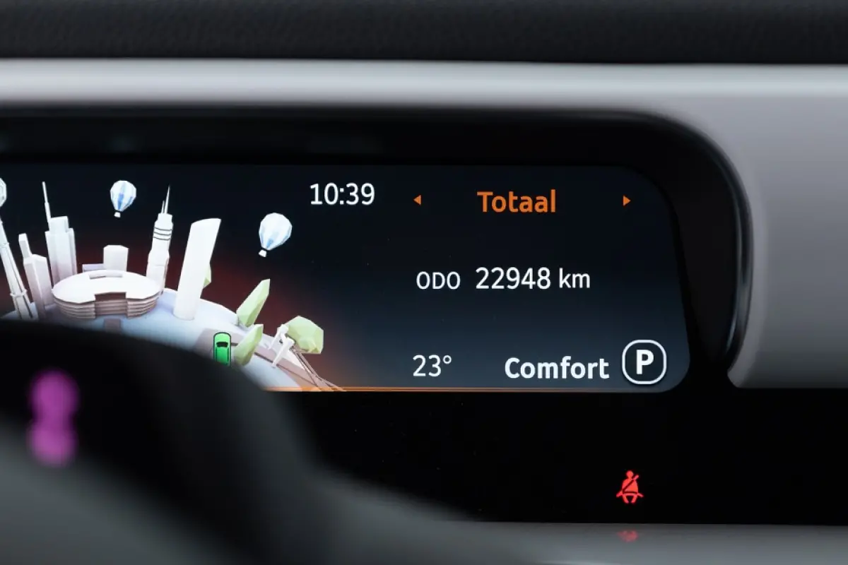 66kWh Premium | PANORAMA | BEATS | LEDER | *SOH 97,8% | Ceramic cream !