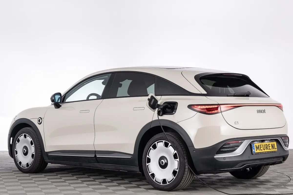 66kWh Premium | PANORAMA | BEATS | LEDER | *SOH 97,8% | Ceramic cream