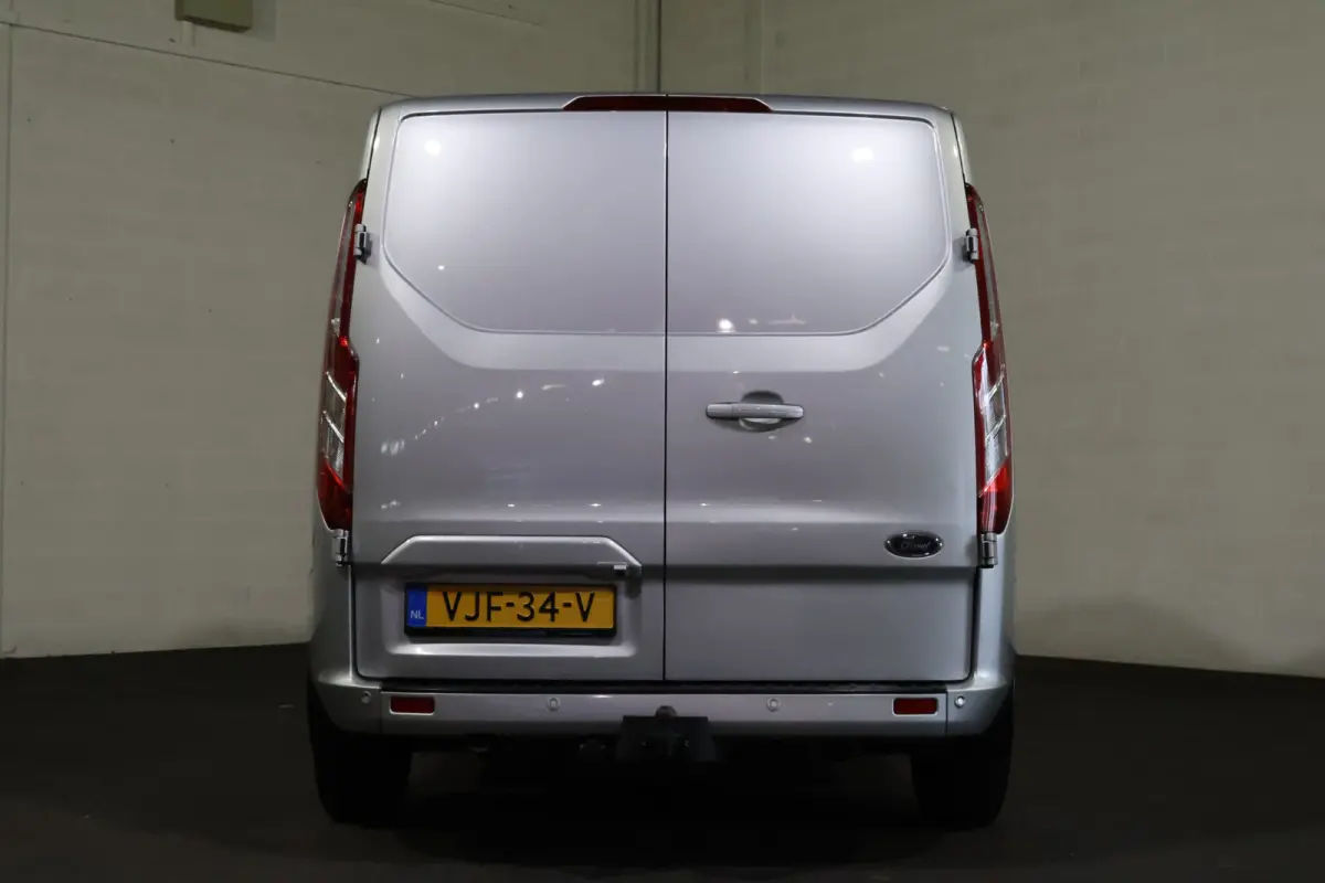 2.0 TDCI 130pk L1 H1 Limited Automaat DC