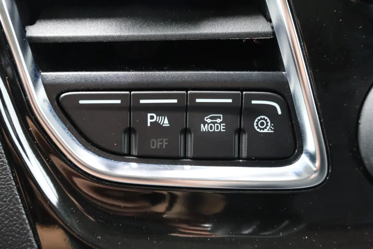 2.0 TDCI 130pk L1 H1 Limited Automaat DC