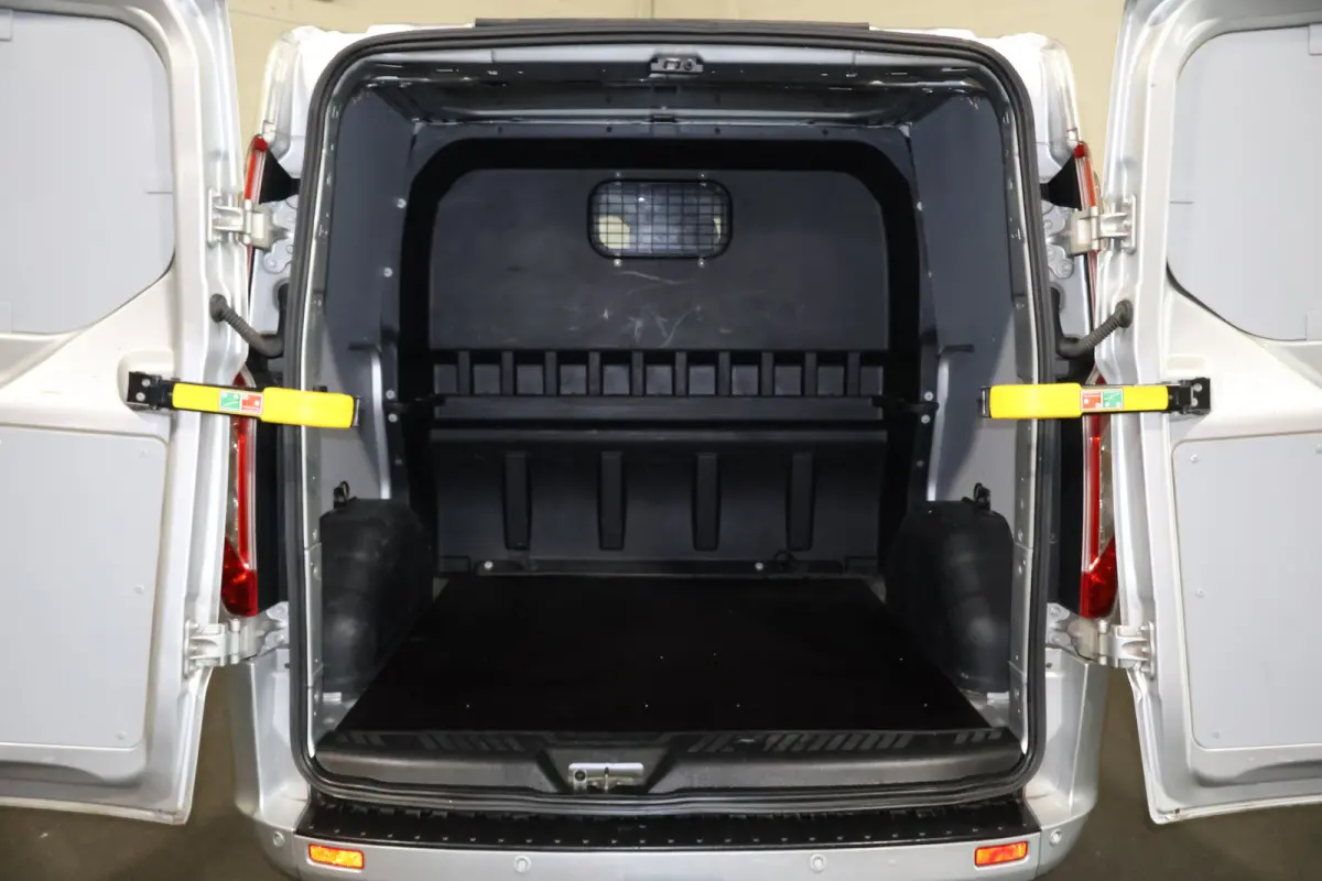 2.0 TDCI 130pk L1 H1 Limited Automaat DC
