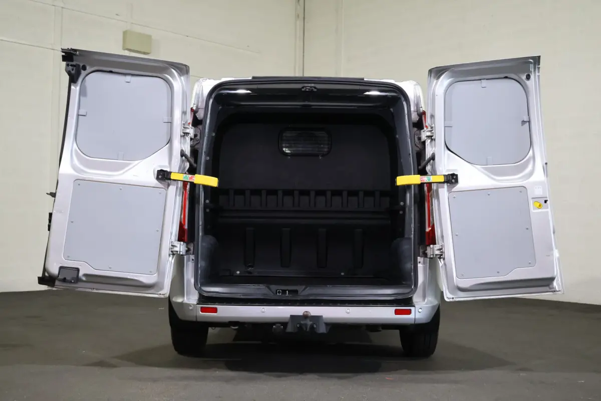 2.0 TDCI 130pk L1 H1 Limited Automaat DC