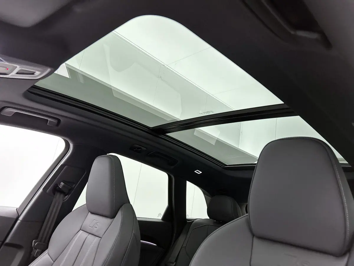 2.0 TFSI e-hybrid quattro S edition Competition 225 PK| Navigatie | Trekhaak | Panorama Glasdak | B&O | Stoelventilatie | 21"Lm Velgen | Airco