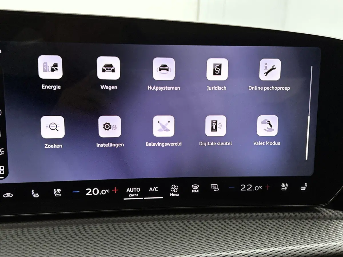 2.0 TFSI e-hybrid quattro S edition Competition 225 PK| Navigatie | Trekhaak | Panorama Glasdak | B&O | Stoelventilatie | 21"Lm Velgen | Airco