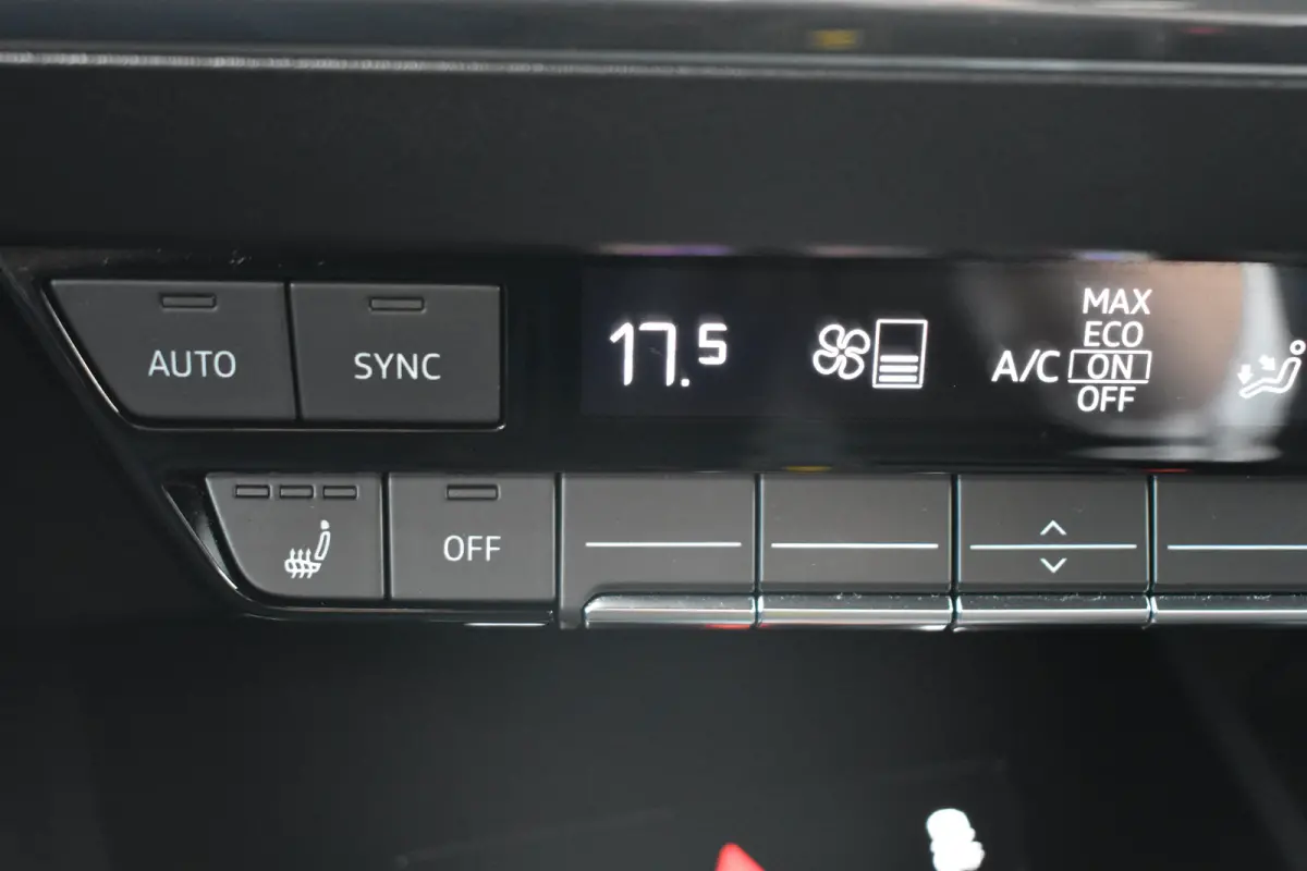 45 S Edition 82 kWh 286PK | STOLEVERW. | CAMERA | NAVIGATIE | ADAPT. CRUISE | FULL LED | KEYLESS | DAB+