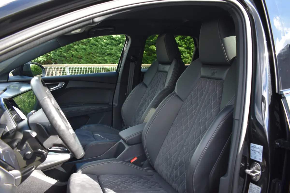 45 S Edition 82 kWh 286PK | STOLEVERW. | CAMERA | NAVIGATIE | ADAPT. CRUISE | FULL LED | KEYLESS | DAB+