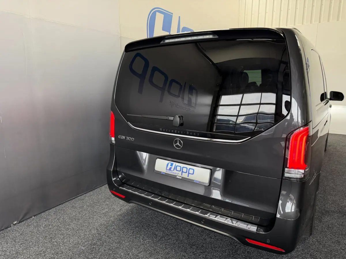300 L3 Facelift - 7pers - AMG - Elec. deuren - Airco achter - 360 - Airmatic - Burmeist. - Incl Garantie