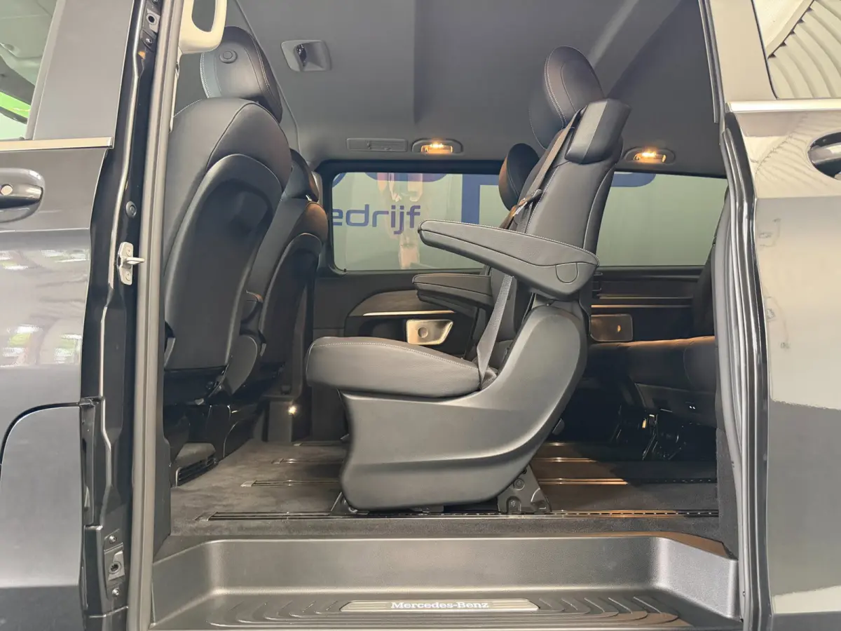 300 L3 Facelift - 7pers - AMG - Elec. deuren - Airco achter - 360 - Airmatic - Burmeist. - Incl Garantie