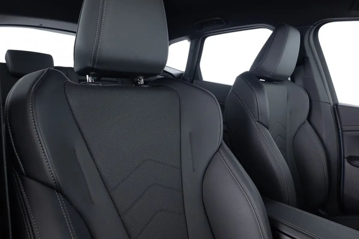 218 218i M-Sport Automaat | LEDER | FULL LED | Carplay| ✅ 1e Eigenaar