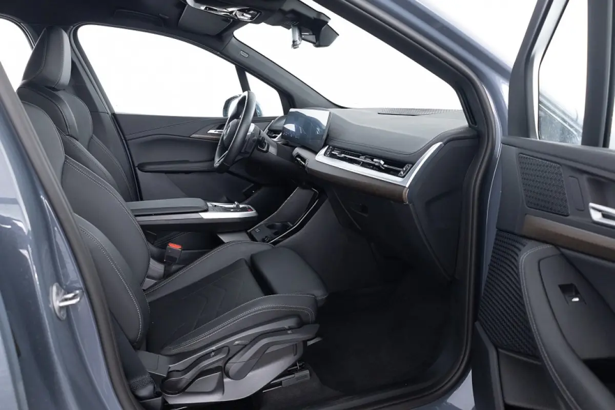 218 218i M-Sport Automaat | LEDER | FULL LED | Carplay| ✅ 1e Eigenaar