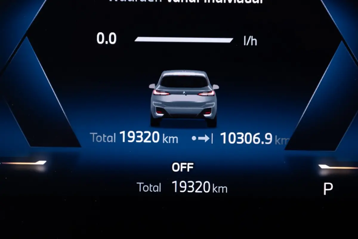 218 218i M-Sport Automaat | LEDER | FULL LED | Carplay| ✅ 1e Eigenaar
