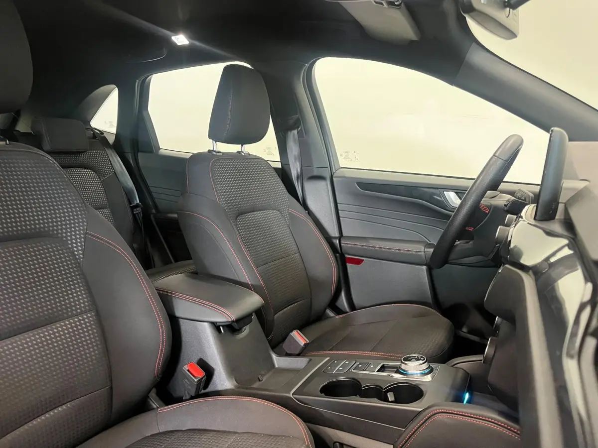 2.5 PHEV ST-Line Automaat Trekhaak Navigatie Apple CarPlay Android Auto Camera Parkeerhulp Adaptive Cruise Control Dodehoekdetectie Stoelverwarming Climate Control Lichtmetalen velgen