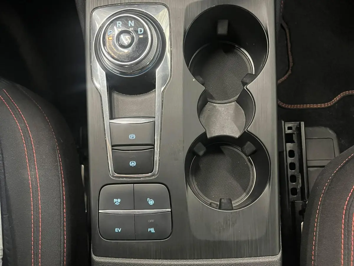 2.5 PHEV ST-Line Automaat Trekhaak Navigatie Apple CarPlay Android Auto Camera Parkeerhulp Adaptive Cruise Control Dodehoekdetectie Stoelverwarming Climate Control Lichtmetalen velgen