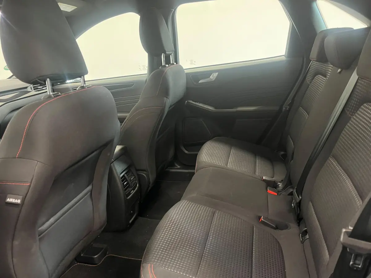 2.5 PHEV ST-Line Automaat Trekhaak Navigatie Apple CarPlay Android Auto Camera Parkeerhulp Adaptive Cruise Control Dodehoekdetectie Stoelverwarming Climate Control Lichtmetalen velgen
