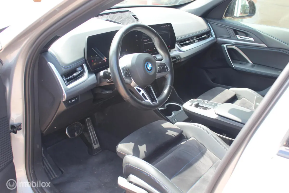 xDrive25e M-Sport Trekhaak/ACC/Lane-Assist/Matrix/NAP
