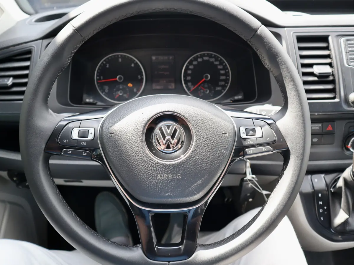 2.0 TDI 150PK DSG LANG ENKELE CABINE