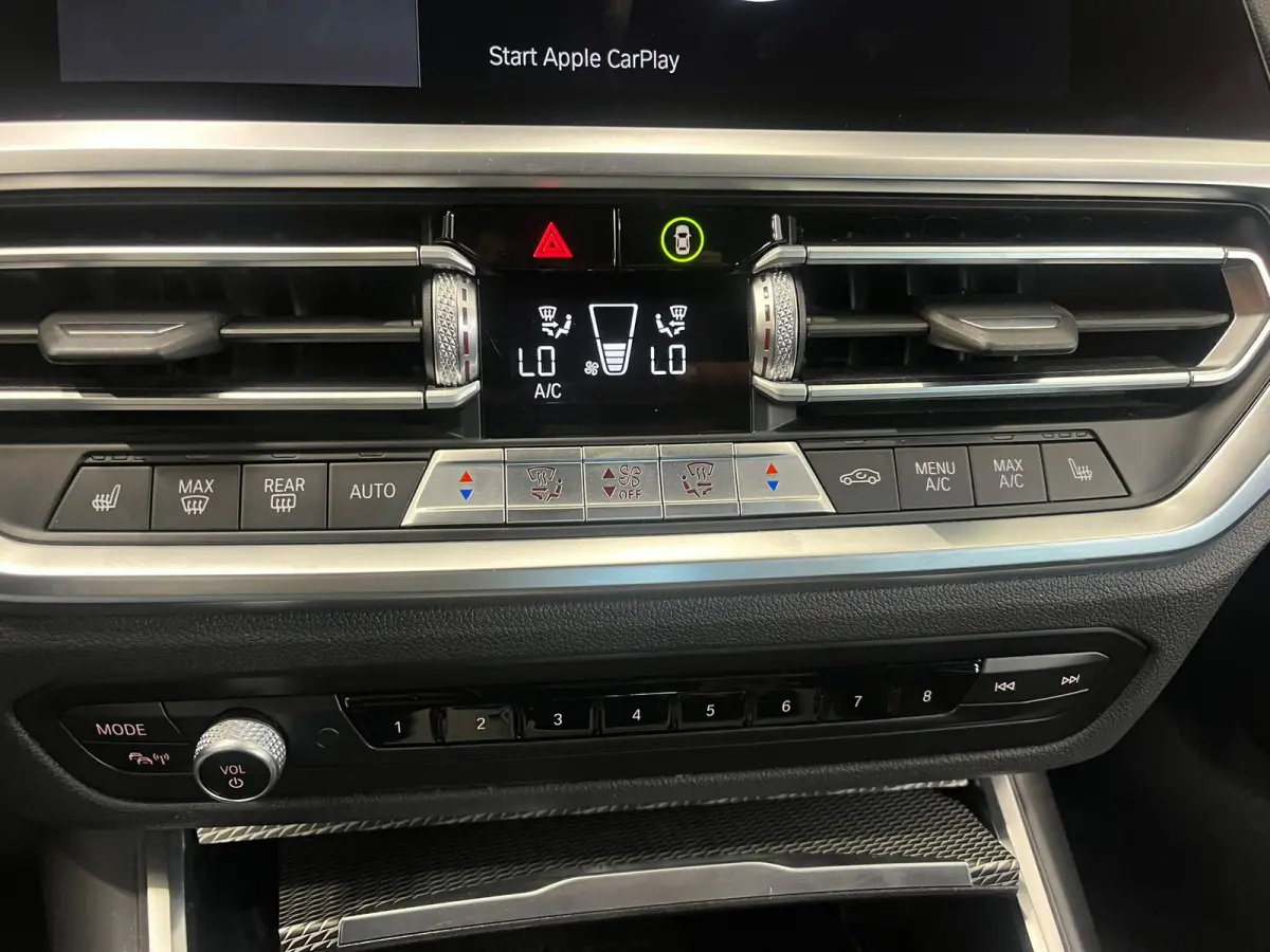 330e High Executive M-Sport SoH 87% Surround View Camera Adaptieve Cruise Control M Sportremsysteem Parkeersensoren Stuur + stoel verwarming Navigatie Led Keyless Apple Carplay/ Android Auto