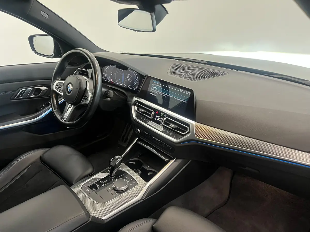 330e High Executive M-Sport SoH 87% Surround View Camera Adaptieve Cruise Control M Sportremsysteem Parkeersensoren Stuur + stoel verwarming Navigatie Led Keyless Apple Carplay/ Android Auto