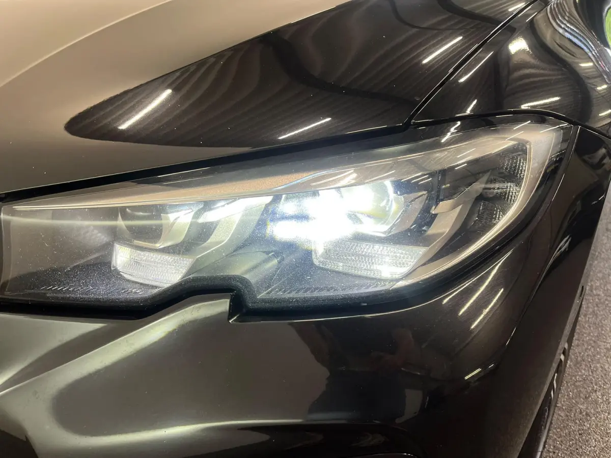 330e High Executive M-Sport SoH 87% Surround View Camera Adaptieve Cruise Control M Sportremsysteem Parkeersensoren Stuur + stoel verwarming Navigatie Led Keyless Apple Carplay/ Android Auto