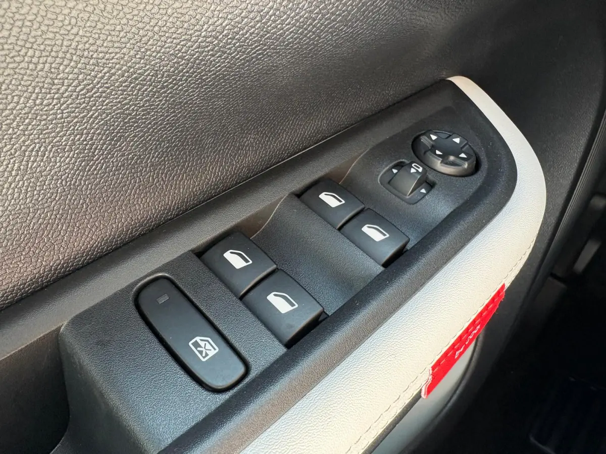 Max 113pk 44 kWh Navigatie/Camera/Parkeerhulp/Carplay-android